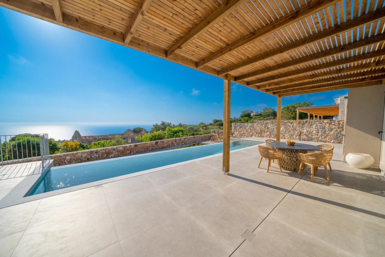Summer Breeze Villa Tzamarelata Eksteriør bilde