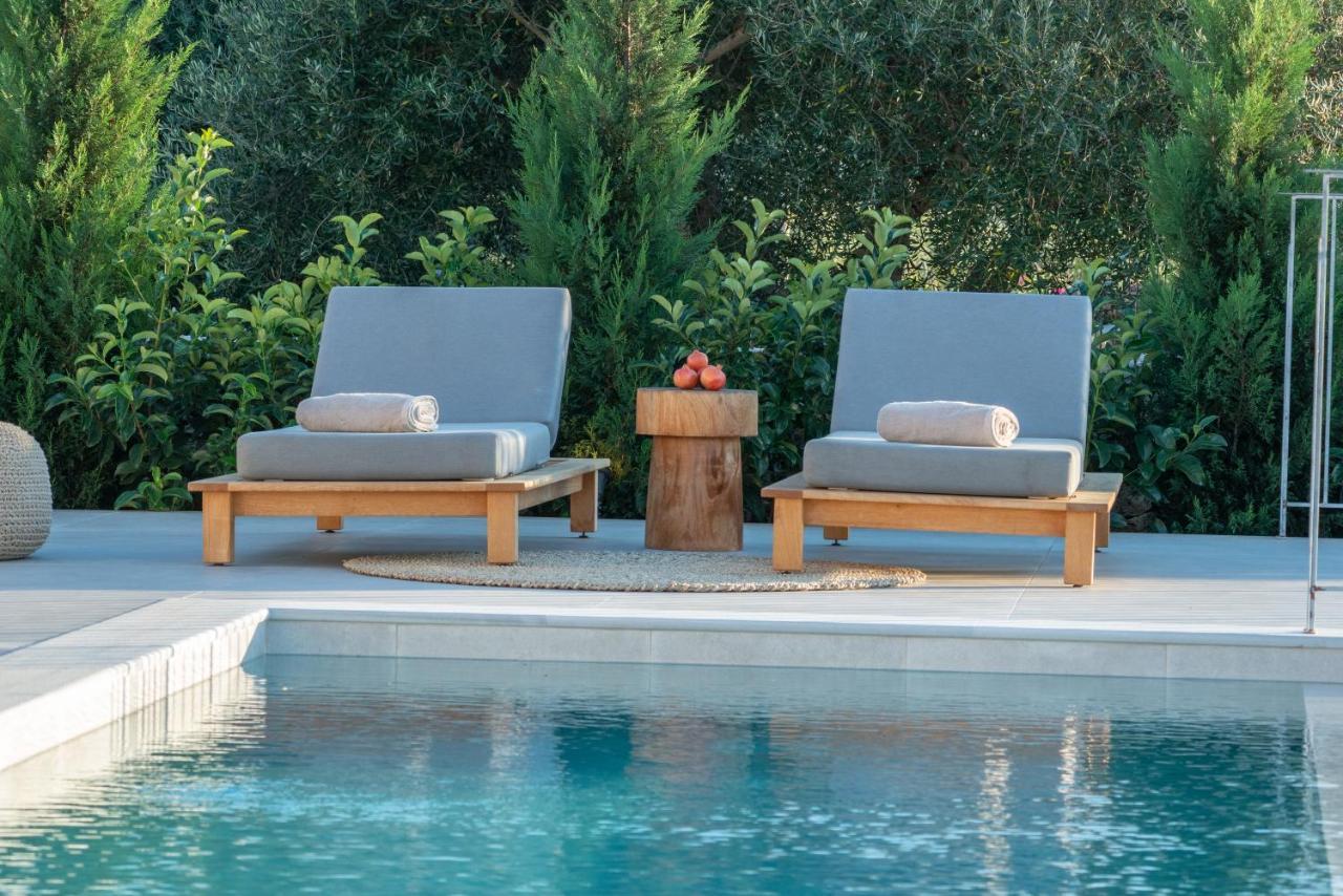 Summer Breeze Villa Tzamarelata Eksteriør bilde